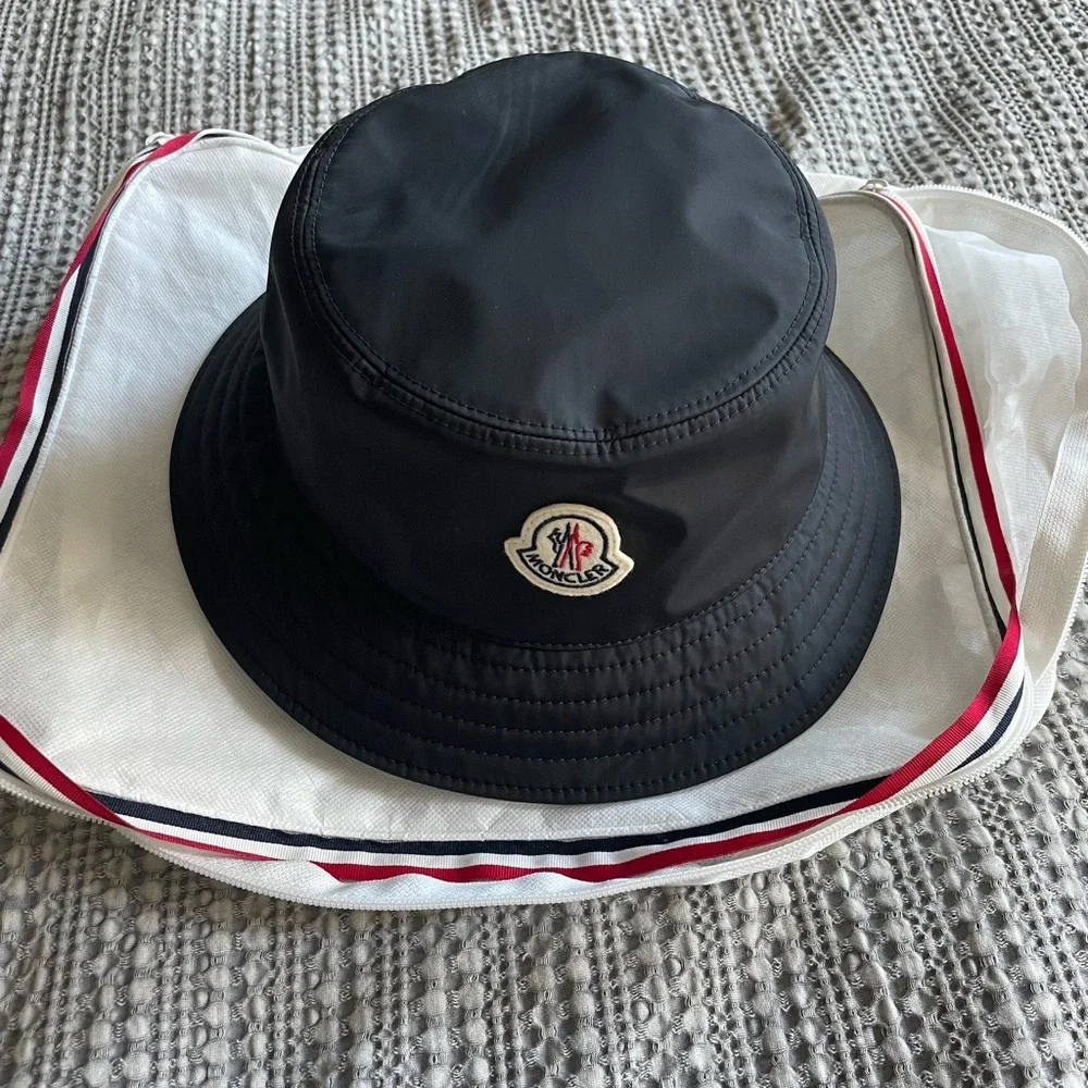 Moncler Classic Black Bucket Hat - Picture 2 of 6